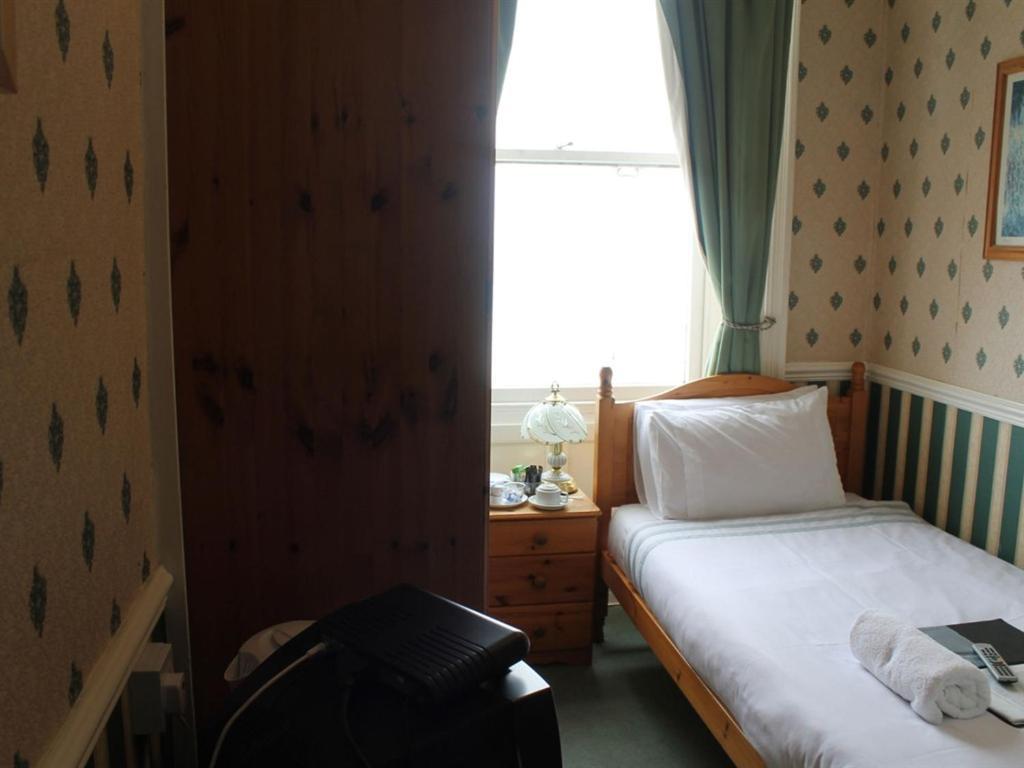 A Maiden Rest Bed & Breakfast Уеймут Екстериор снимка